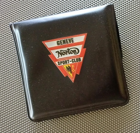 Cendrier de poche logo NSC rouge